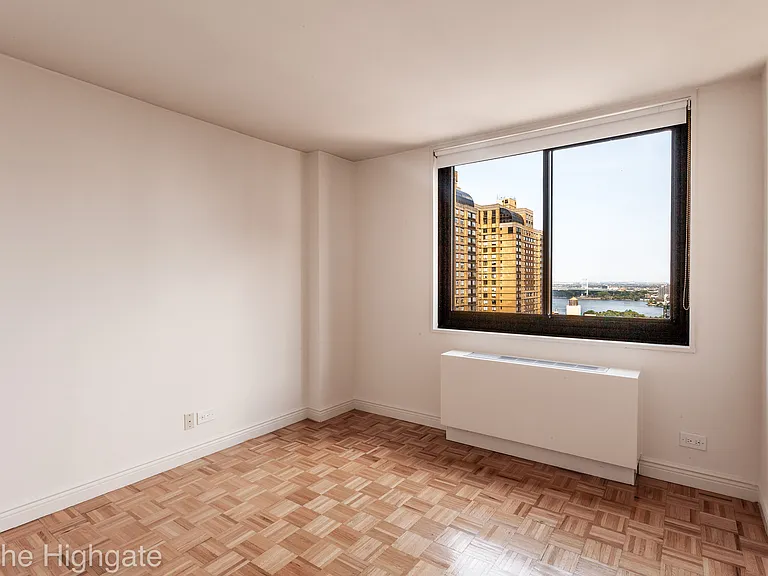 182 E 95th St #26H — Photo 5