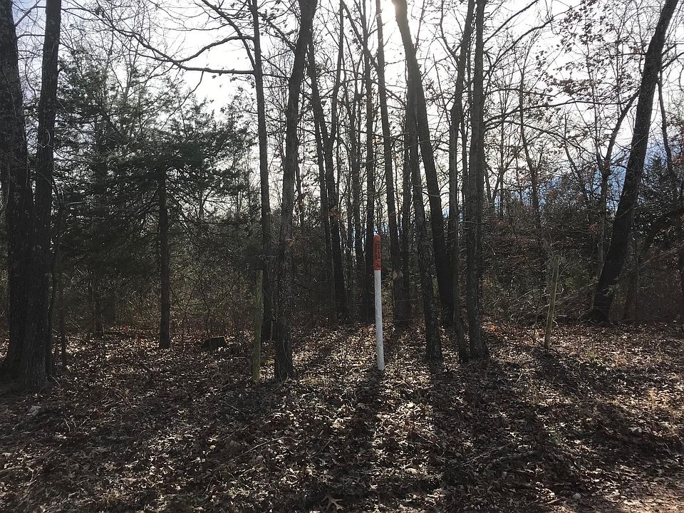 2nd image of 7898 Creek Rd