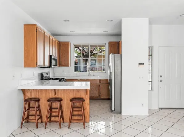816 Laffey Ln, El Cajon, CA 92021