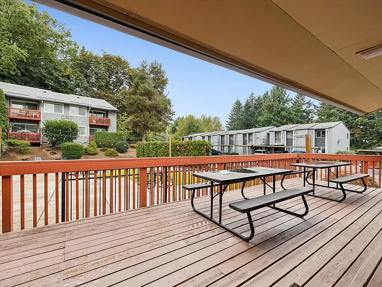 Fairmount Park Apartments — Photo 47