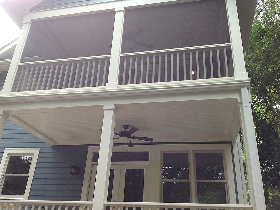2nd image of 808 Sasser St
