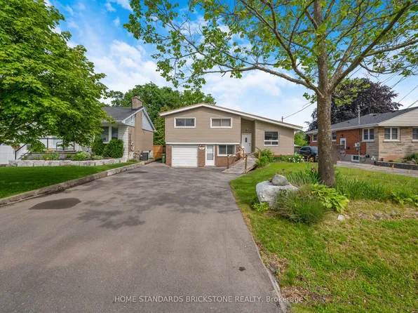 72 Mountain Ave N, Hamilton, ON L8G 3P5