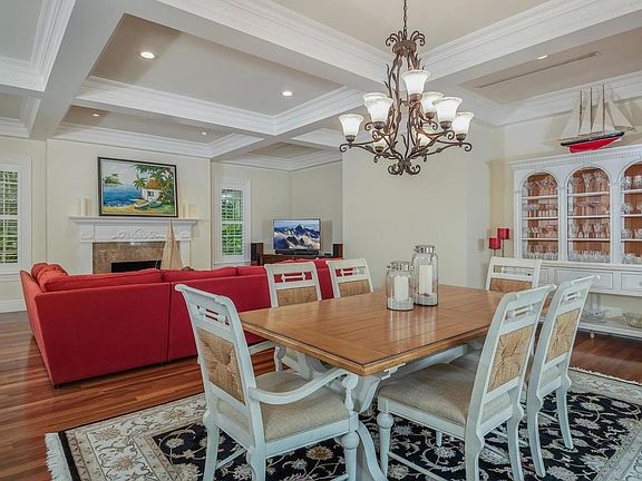 3rd image of 1820 Ocean Way