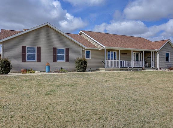 2nd image of 3037 County Road 2300 E