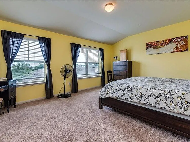 Bryant Dr — Photo 11