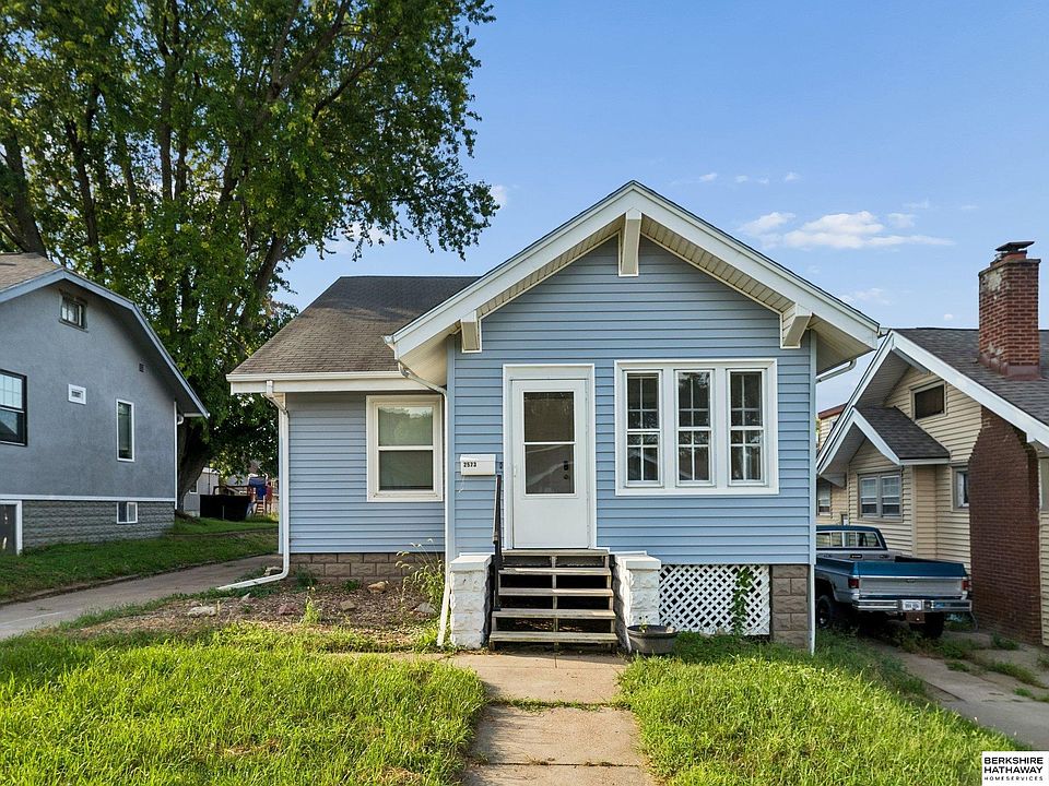 1st image of 2573 Whitmore St