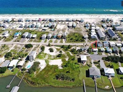 1470 W Lagoon Ave, Gulf Shores, AL, 36542