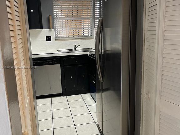 5th image of 8889 Fontainebleau Blvd APT 407