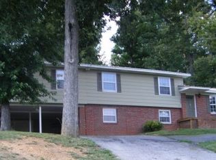 1905 Old Tusculum Rd, Greeneville, TN 37745