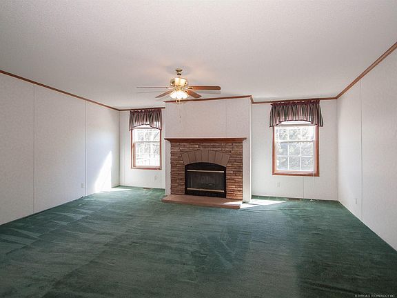 4th image of 808 N Broadway