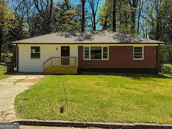 4th image of 2328 Bonner Rd