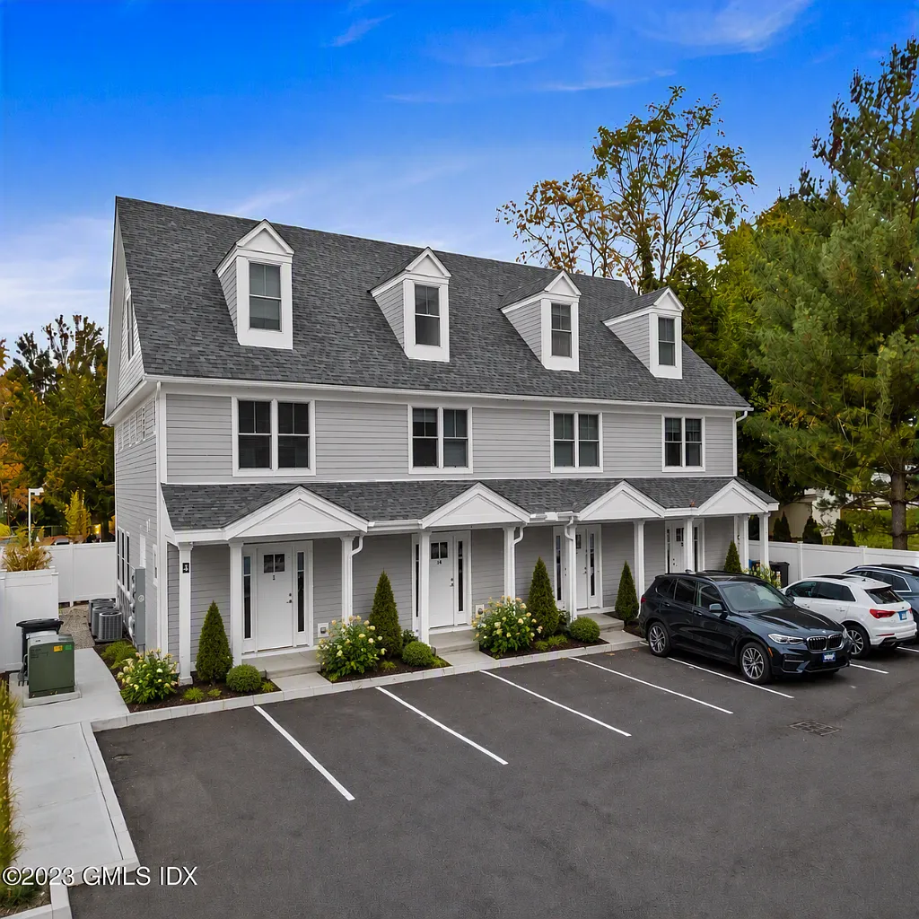 3 bed, 3.5 bath, 1500 sqft, $7,600 — Photo 1