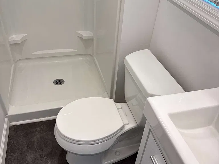 307 W Ells Ave — Photo 11