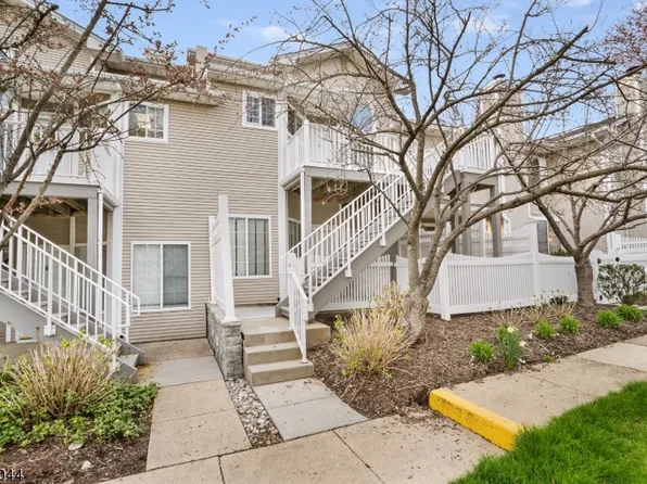 41 ASHLEY CT, Bedminster Twp., NJ 07921