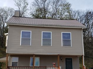 307 N Main St, La Grange, MO 63448