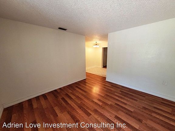 5th image of 4603 Ebony St