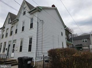 301-301R Canal St, Lebanon, PA 17046