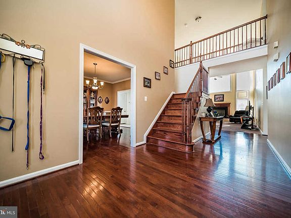 4th image of 316 Bannister Ct
