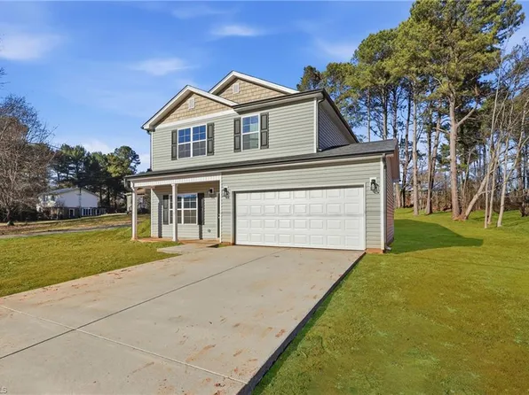 1679 Old Hollow Rd, Winston Salem, NC 27105