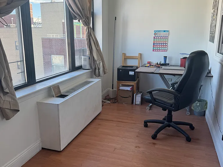 80 Elizabeth St #8A — Photo 4