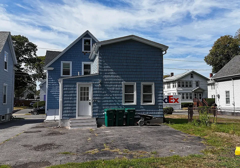 122 Bowler St
