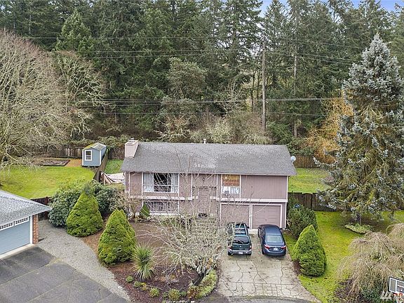 2nd image of 7919 98th Ave SW