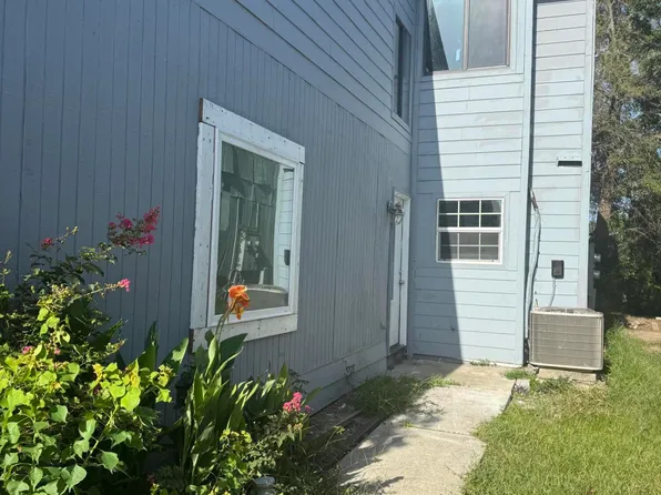 318 Sukoshi Dr, Panama City, FL 32404