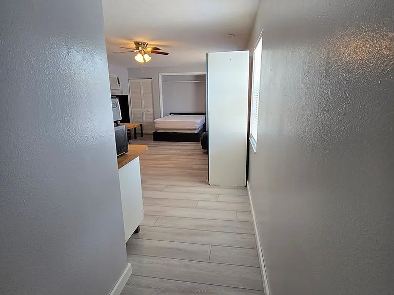 1014 Mecca Dr — Photo 35
