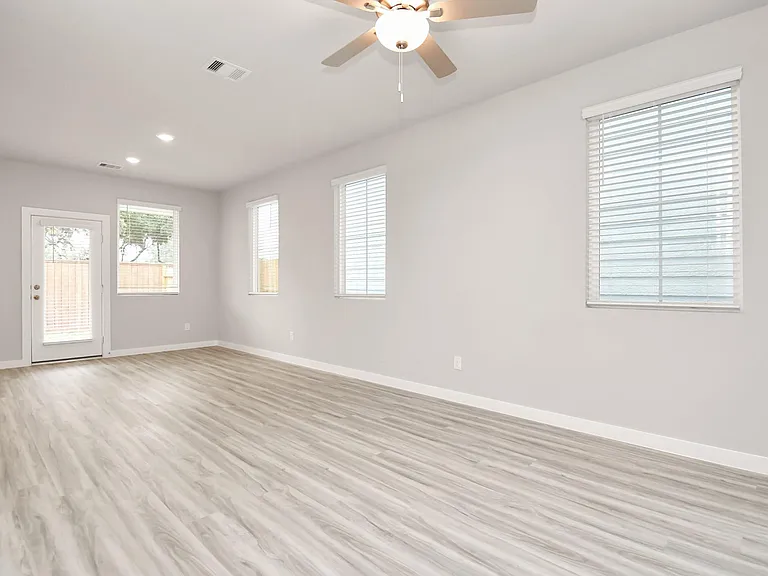 17129 White Acer Way — Photo 5