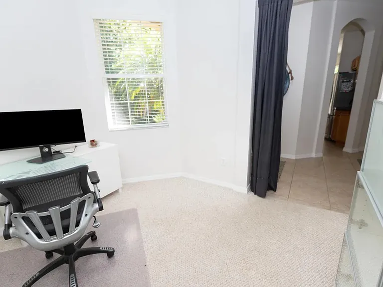 8101 Stone Leaf Ln — Photo 15