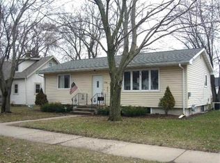 530 14th Ave N, Wisconsin Rapids, WI 54495