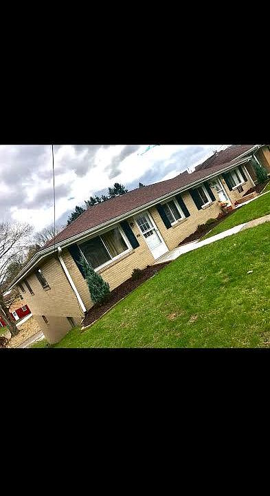 1st image of 121 Sherwood Dr #121