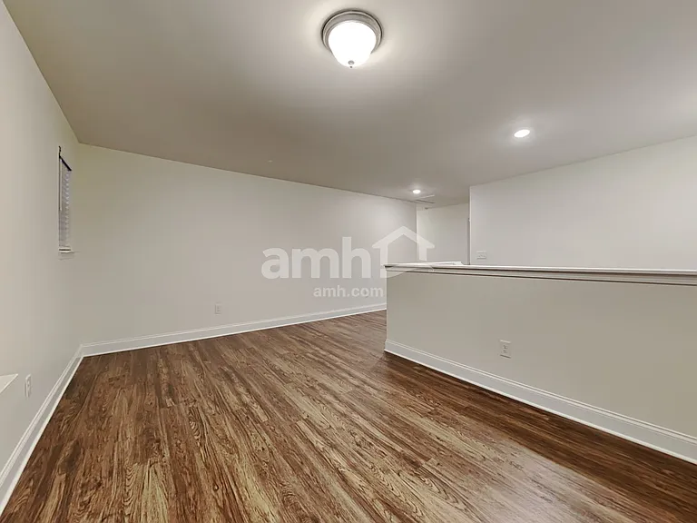 5180 Hudson Valley Dr — Photo 10