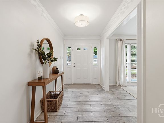 5th image of 11 Monastery Road W