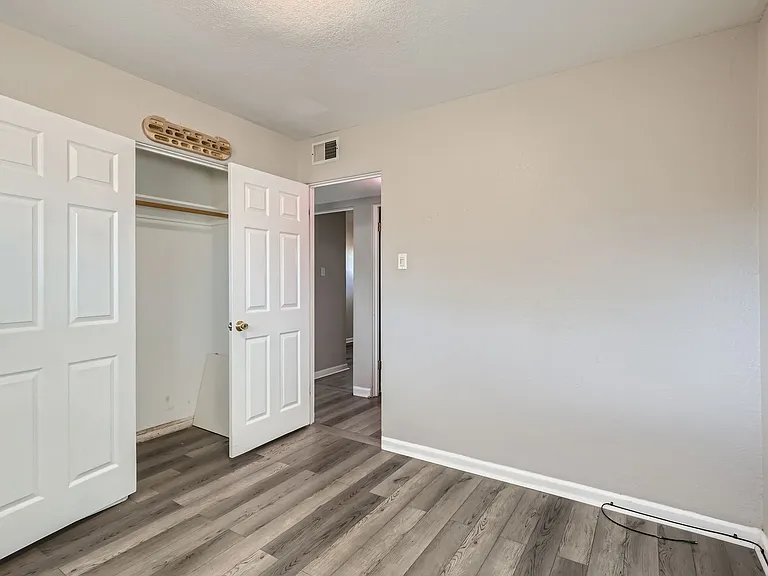 3658 N Gaylord St — Photo 10