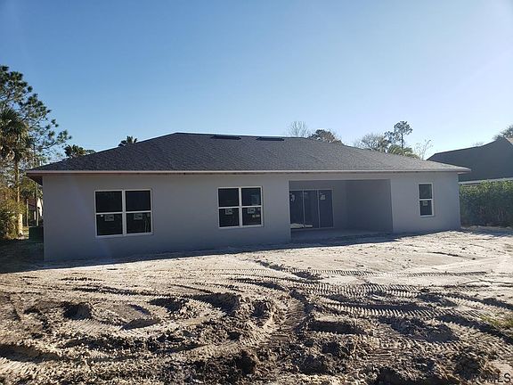 4th image of 134 Barrington Dr