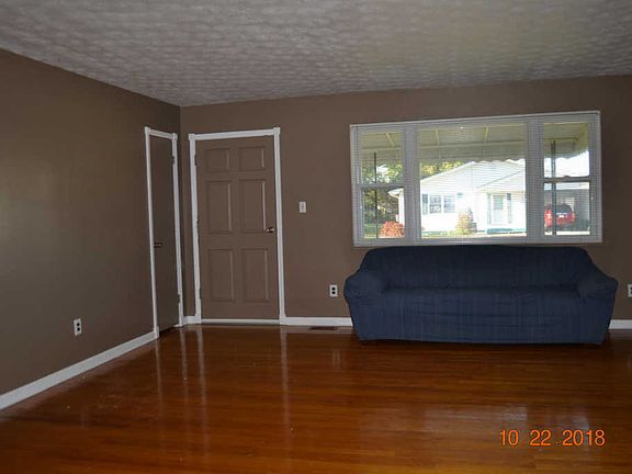 3rd image of 2711 Blount Ave