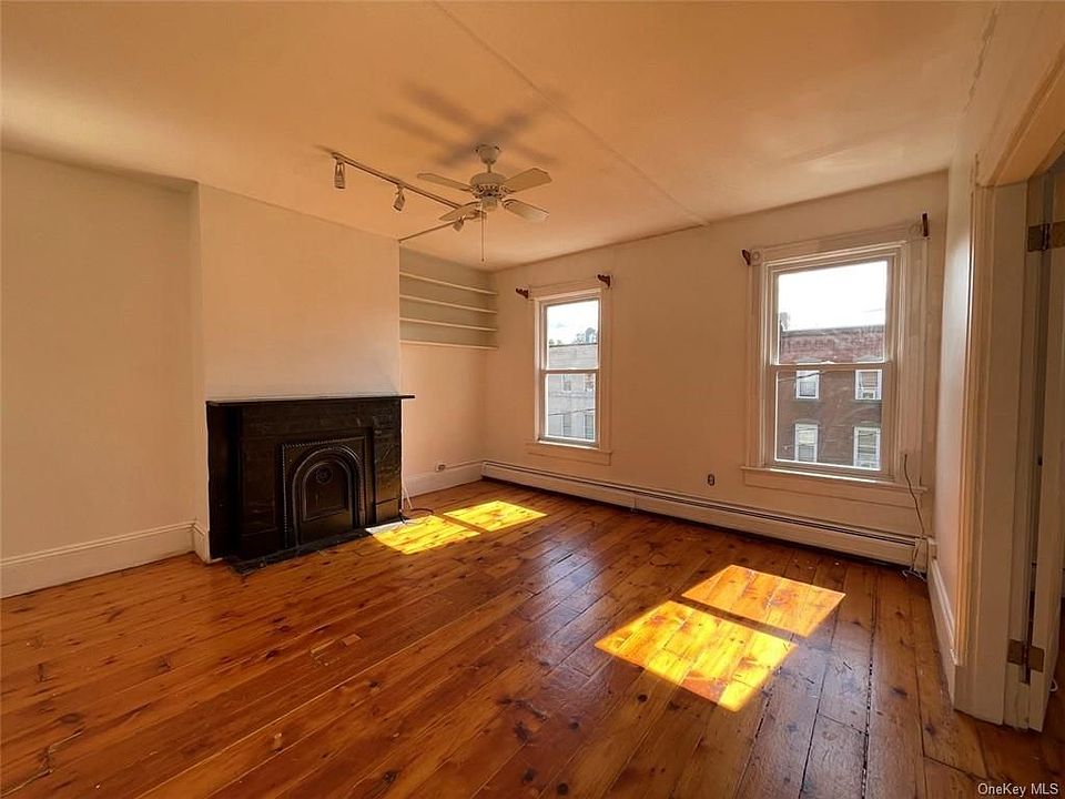 1st image of 76 S Broadway Floor 3
