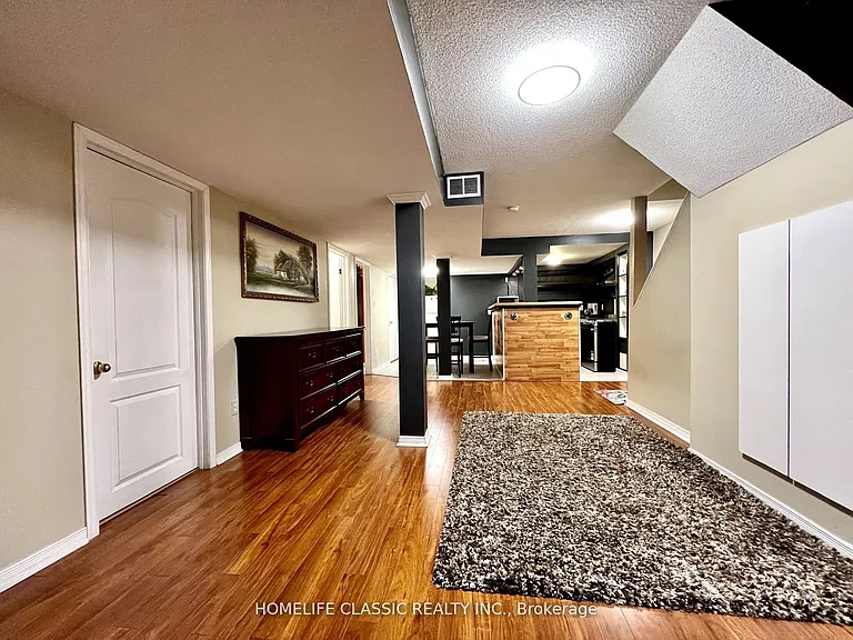 423 Flanagan Ct #LOWER — Photo 7