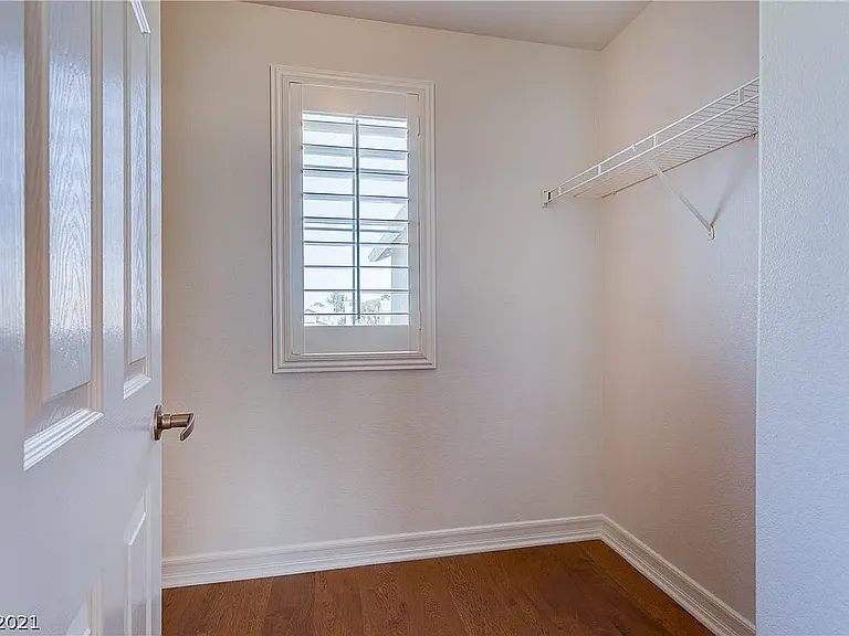 2677 Begonia Valley Ave — Photo 8