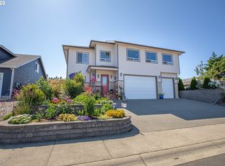 2120 Pine St, North Bend, OR