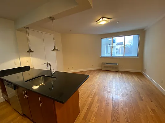 Rented by Bravado Real Estate LLC | media 3