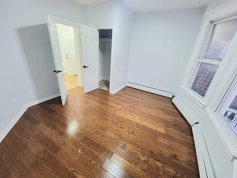 11-10 Rodwell Ave #1 — Photo 7