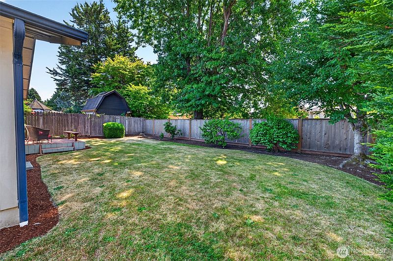 5th image of 1514 52nd Street NE
