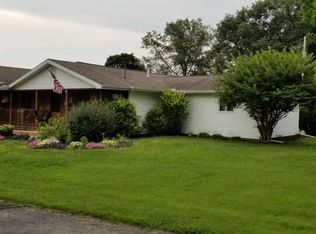 995 Lynwood Ave, Circleville, OH 43113