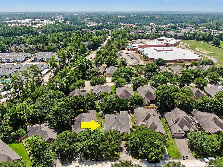 1912 Hill Manor Dr — Photo 36