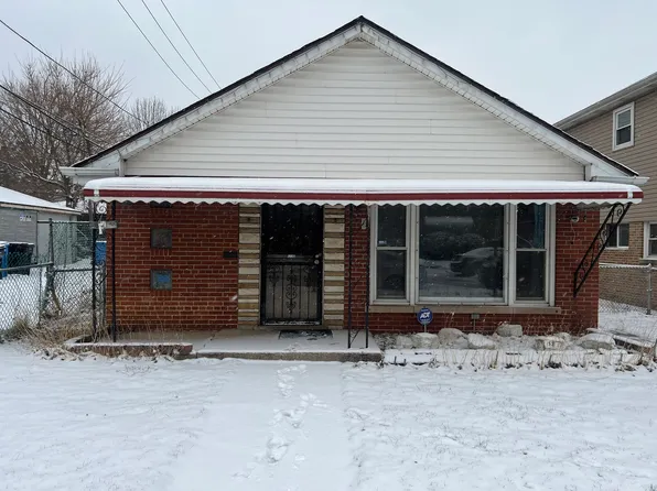 9315 S Cornell Ave, Chicago, IL 60617