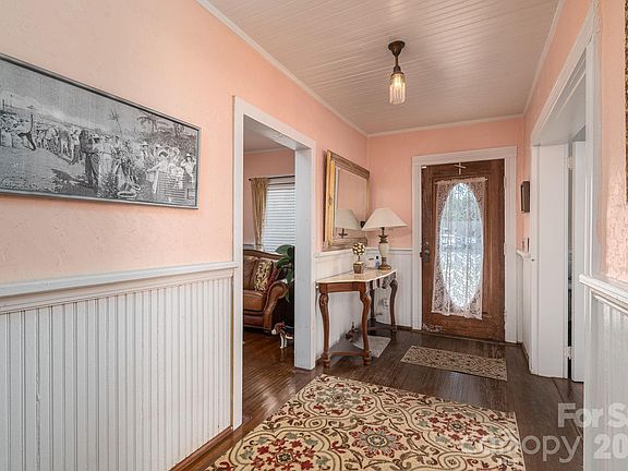 4th image of 601 Forney Ave