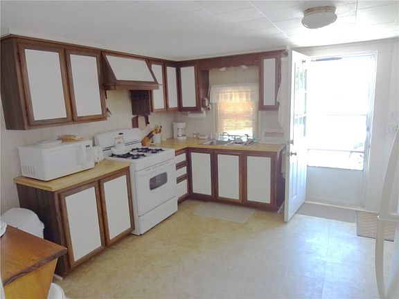 4th image of 3291 W County Road 850 S