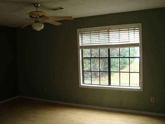 5th image of 3347 Highland Pine Way